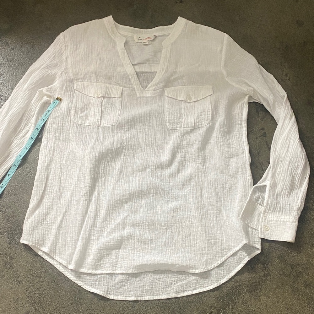 White Vince Camuto Button-Cuff Long Sleeve Tunic - Picture 4 of 6